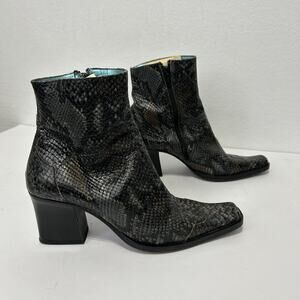 Nine West Gray Snake Print Leather Ankle Booties Womens 5.5